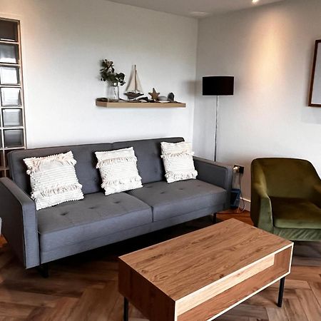 Seaside Serenity Apartman Llanelli Kültér fotó